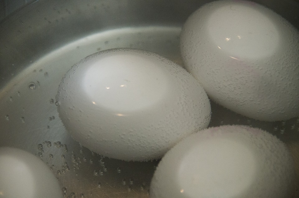 Réussir des oeufs bouillis parfait : suivez cette méthode